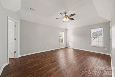 11008 Padderborn Court, Charlotte, NC 28215 - Photo 15