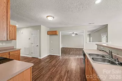 11008 Padderborn Court, Charlotte, NC 28215 - Photo 11