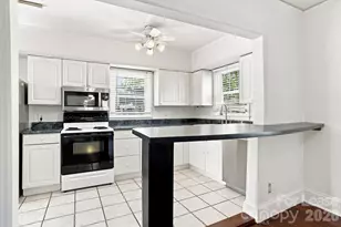 513 Atherton St, Charlotte, NC 28203 - Photo 9