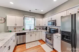 16415 Kelly Park Cir, Huntersville, NC 28078 - Photo 9