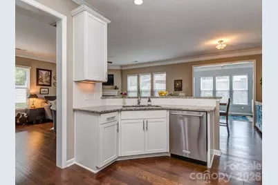 4128 Park South Station Boulevard, Charlotte, NC 28210 - Photo 9