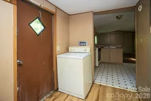 56 Longs Chapel Rd, Weaverville, NC 28787 - Photo 5