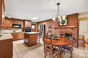 827 23rd Ave NE, Hickory, NC 28601 - Photo 7