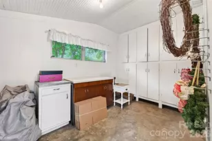 827 23rd Ave NE, Hickory, NC 28601 - Photo 27