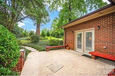 827 23rd Avenue NE, Hickory, NC 28601 - Photo 17