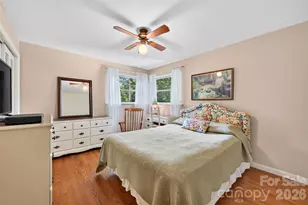 827 23rd Ave NE, Hickory, NC 28601 - Photo 23