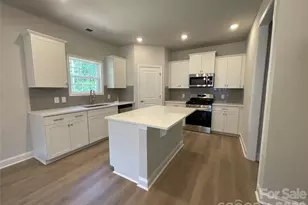 1590 Autumn Ln, York, SC 29745 - Photo 9
