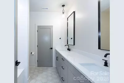 1602 Herrin Avenue, Charlotte, NC 28205 - Photo 31