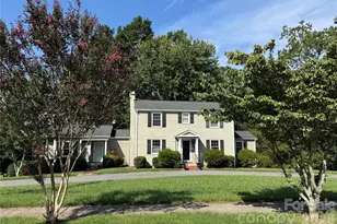 330 S Center St, Taylorsville, NC 28681 - Photo 1