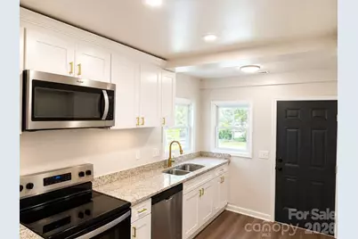 302 S Myrtle School Road, Gastonia, NC 28052 - Photo 13