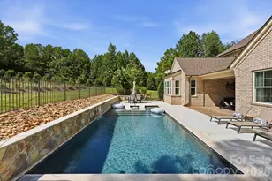 13528 Castleford Dr, Charlotte, NC 28227 - Photo 33
