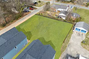 337 N Hoskins Rd, Charlotte, NC 28216 - Photo 3