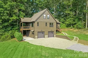 340 Porter Creek Dr, Franklin, NC 28734 - Photo 3