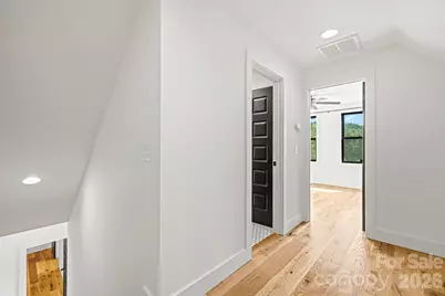 340 Porter Creek Drive, Franklin, NC 28734 - Photo 25