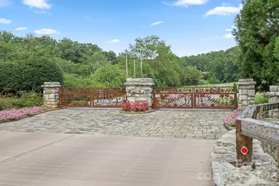 340 Porter Creek Drive, Franklin, NC 28734 - Photo 47