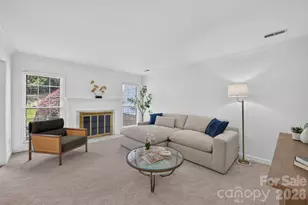 4219 Black Tree Ln, Charlotte, NC 28226 - Photo 9