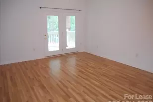 12057 Copper Mountain Blvd, Charlotte, NC 28277 - Photo 5