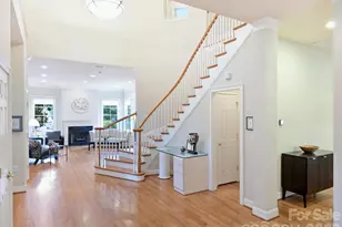 306 Wendover Heights Cir, Charlotte, NC 28211 - Photo 7