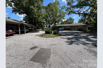 714 Farmington Circle, Hendersonville, NC 28739 - Photo 23
