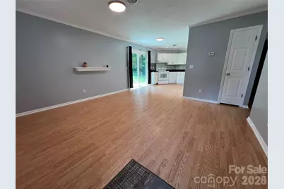 714 Farmington Circle, Hendersonville, NC 28739 - Photo 7