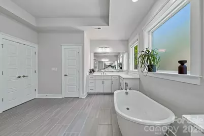1233 Drummond Avenue, Charlotte, NC 28205 - Photo 15