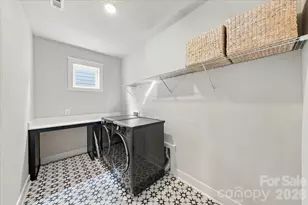 1233 Drummond Ave, Charlotte, NC 28205 - Photo 35