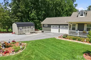 60 Shacoba Ln, Hendersonville, NC 28792 - Photo 15
