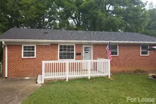 221 N Watterson St, Kings Mountain, NC 28086 - Photo 1