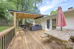 38 Ferenvilla Dr, Hendersonville, NC 28791 - Photo 11