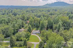 38 Ferenvilla Dr, Hendersonville, NC 28791 - Photo 5
