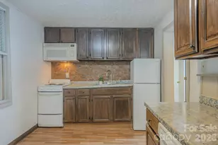 298 State St, Asheville, NC 28806 - Photo 13