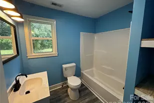 510 E Peachtree St, Dallas, NC 28034 - Photo 13