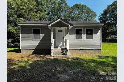 510 E Peachtree Street, Dallas, NC 28034 - Photo 1