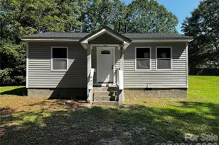 510 E Peachtree St, Dallas, NC 28034 - Photo 1