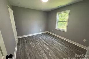 510 E Peachtree St, Dallas, NC 28034 - Photo 11
