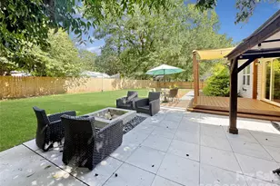 404 Skipwith Pl, Charlotte, NC 28217 - Photo 35