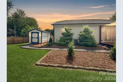 404 Skipwith Place, Charlotte, NC 28217 - Photo 37
