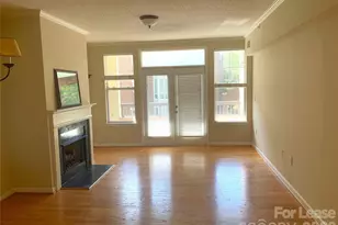 405 W 7th St, Charlotte, NC 28202 - Photo 5