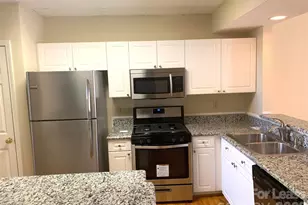 405 W 7th St, Charlotte, NC 28202 - Photo 3
