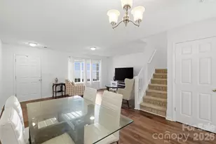 6720 Cypress Tree Ln, Charlotte, NC 28215 - Photo 15