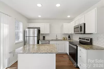 6720 Cypress Tree Lane, Charlotte, NC 28215 - Photo 11