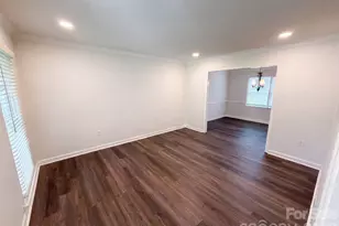 6735 Carmel Hills Dr, Charlotte, NC 28226 - Photo 3