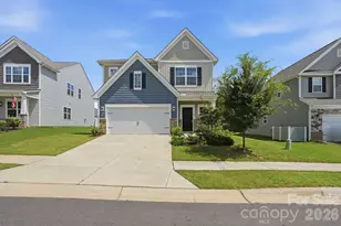 4681 Maiden Crk Wy, Maiden, NC 28650 - Photo 1