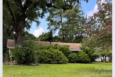 1586 Hillcrest Avenue, Lancaster, SC 29720 - Photo 1