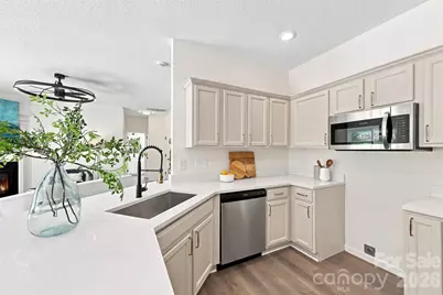 232 Wrayhill Drive, Charlotte, NC 28262 - Photo 5