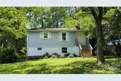 827 Forest Street, Hendersonville, NC 28739 - Photo 1