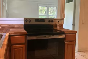 827 Forest St, Hendersonville, NC 28739 - Photo 3
