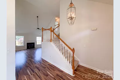 9244 Simonton Drive, Charlotte, NC 28269 - Photo 7