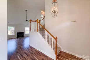 9244 Simonton Dr, Charlotte, NC 28269 - Photo 7