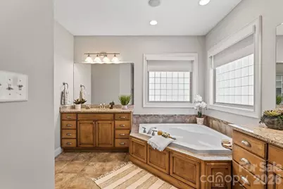 7832 Chapel Creek Drive, Denver, NC 28037 - Photo 21